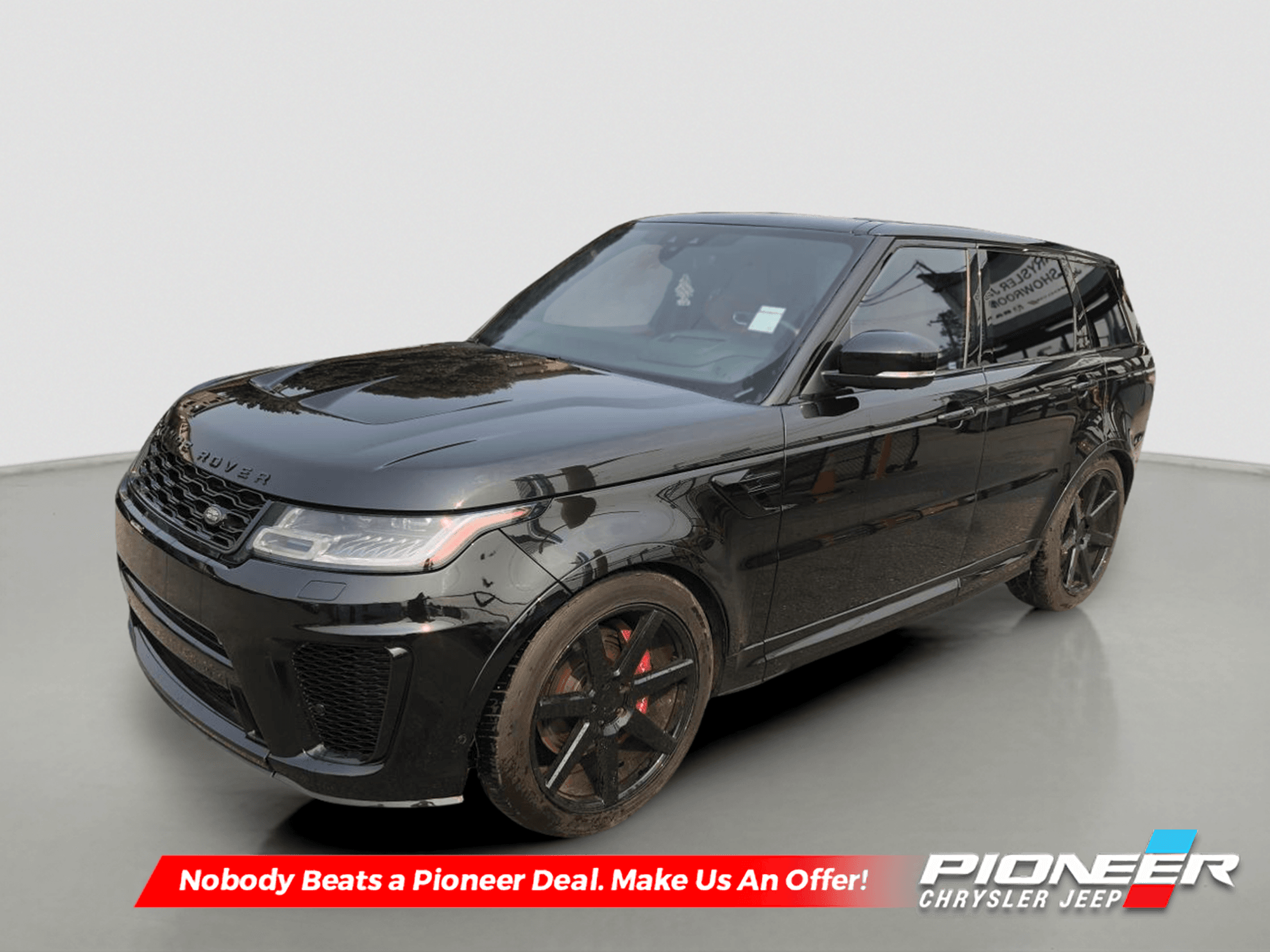 2019 Land Rover Range Rover Sport V8 Supercharged SVR Luxury AWD SUV — photo 1