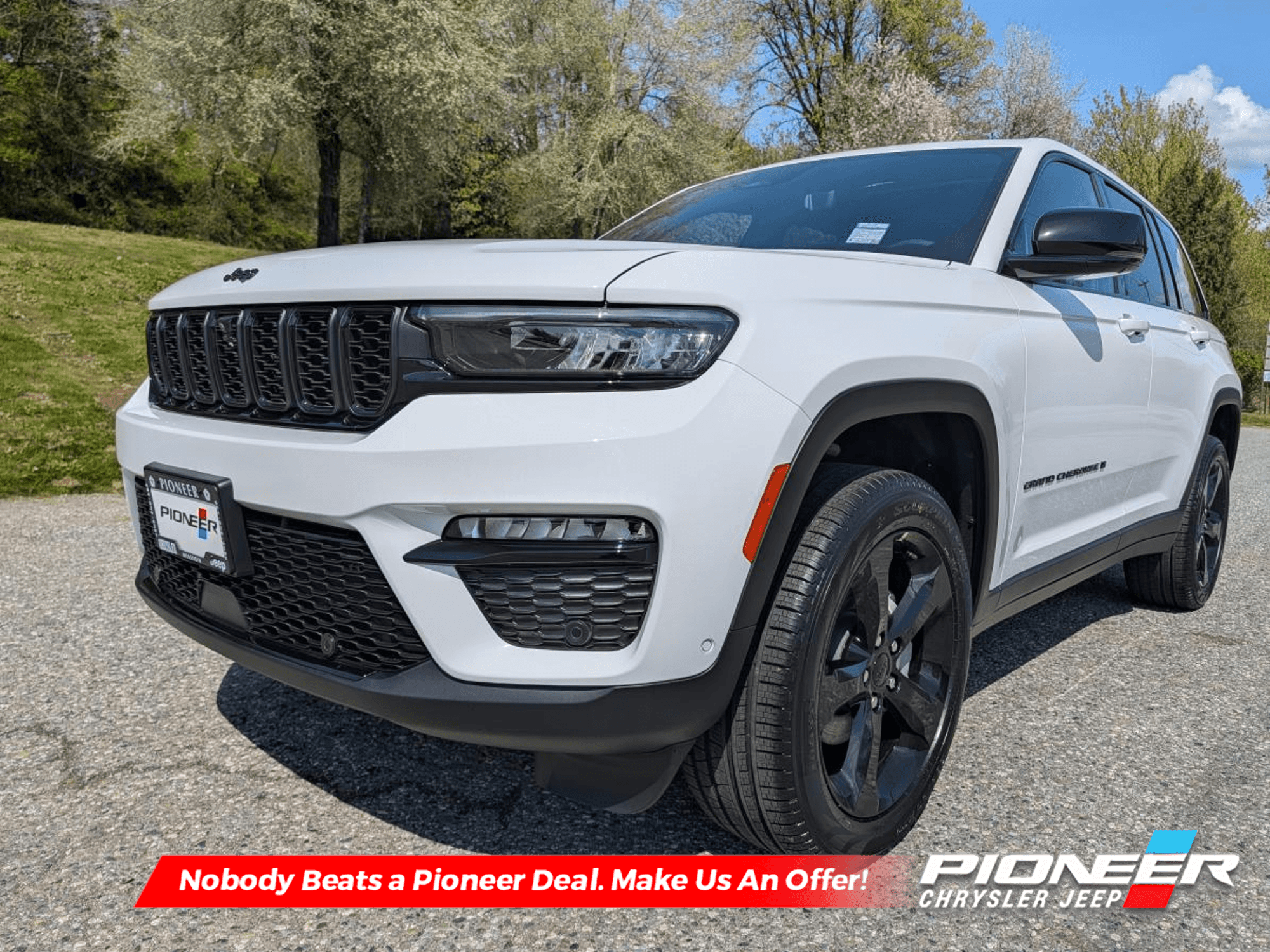 2025 Jeep Grand Cherokee Limited - Sunroof - Low Mileage — photo 1