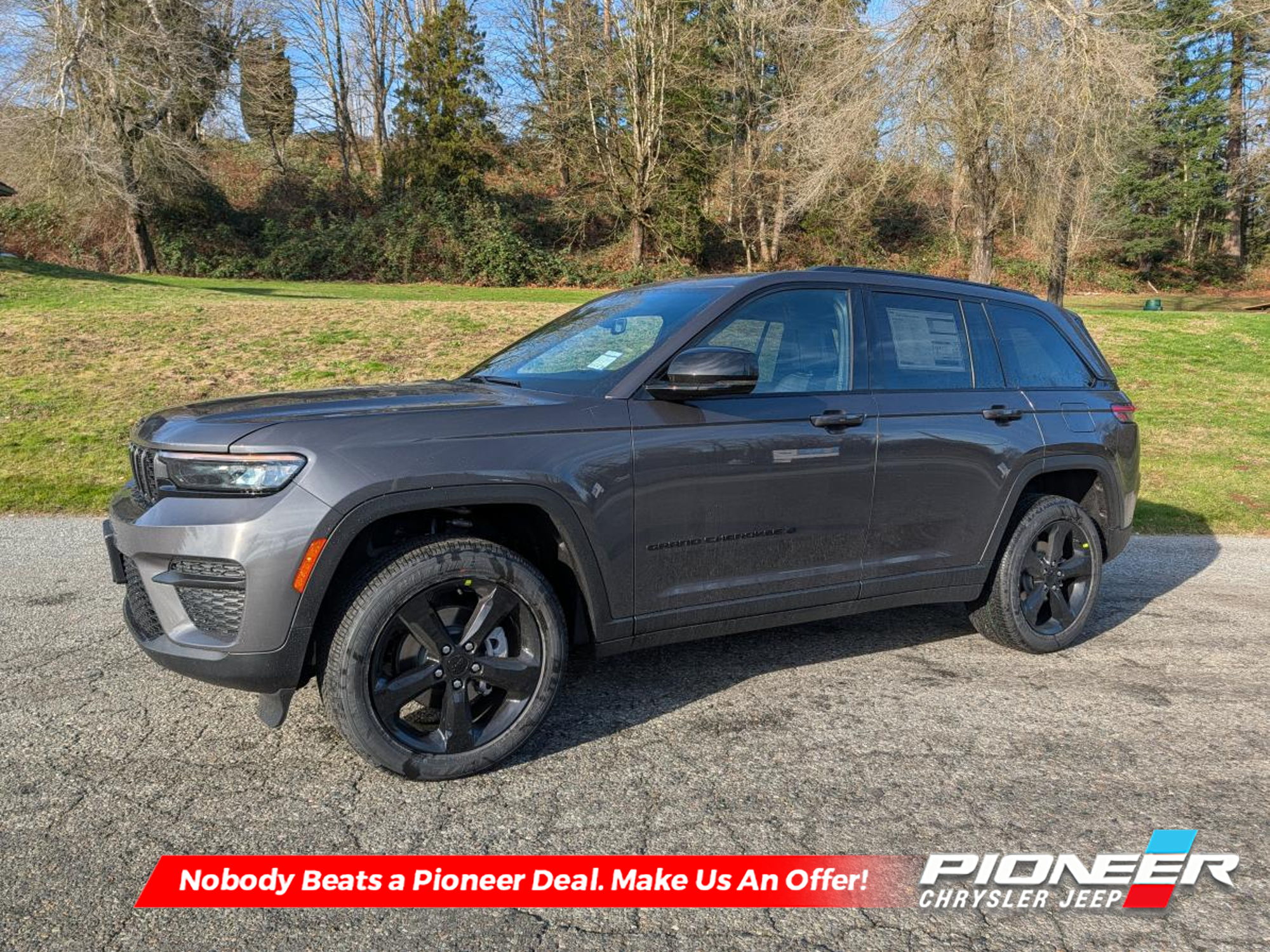 2025 Jeep Grand Cherokee Altitude - Sunroof — photo 1