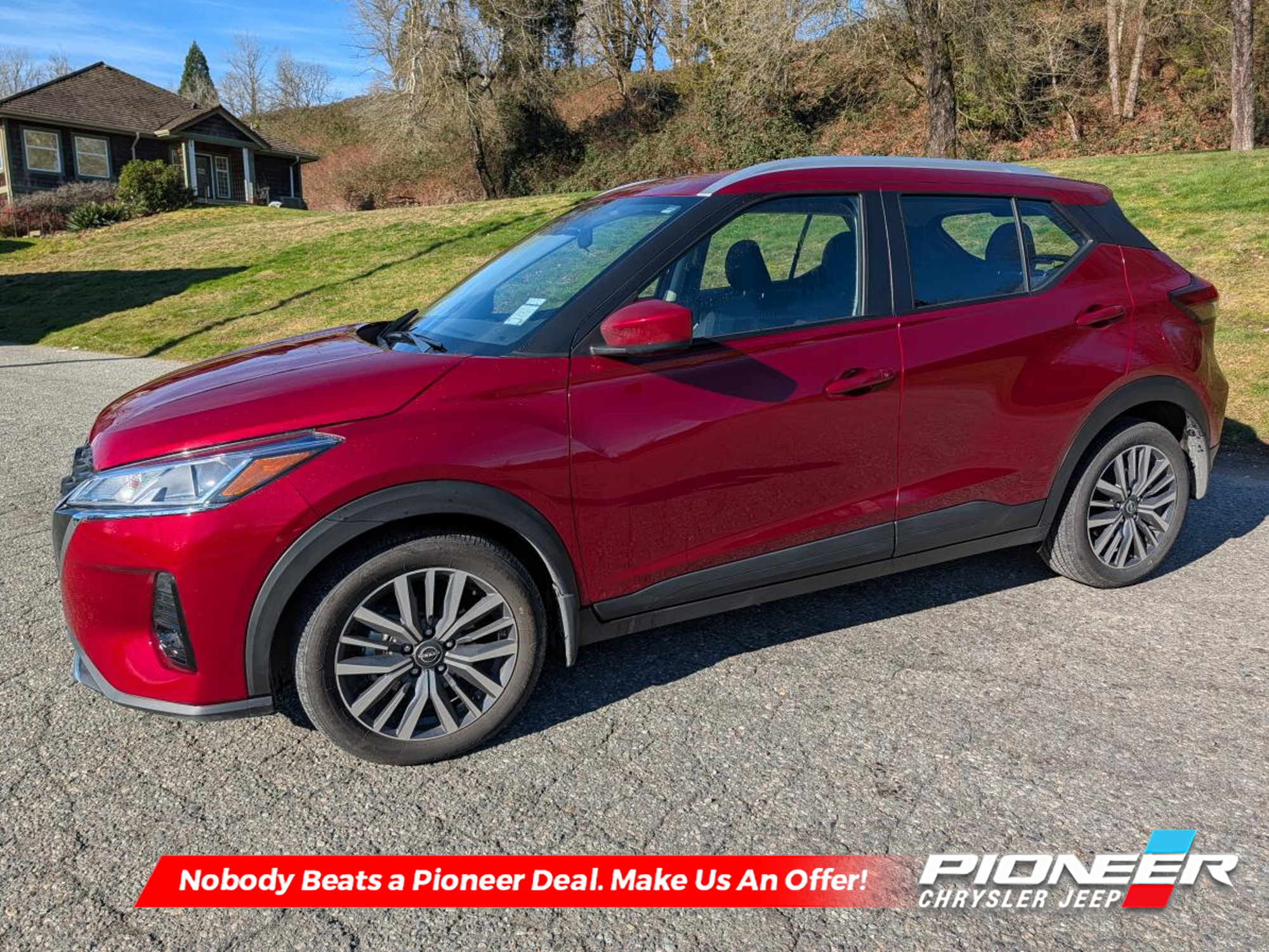 2025 Nissan Kicks Play SV - Heated Seats - Apple CarPlay — photo 1
