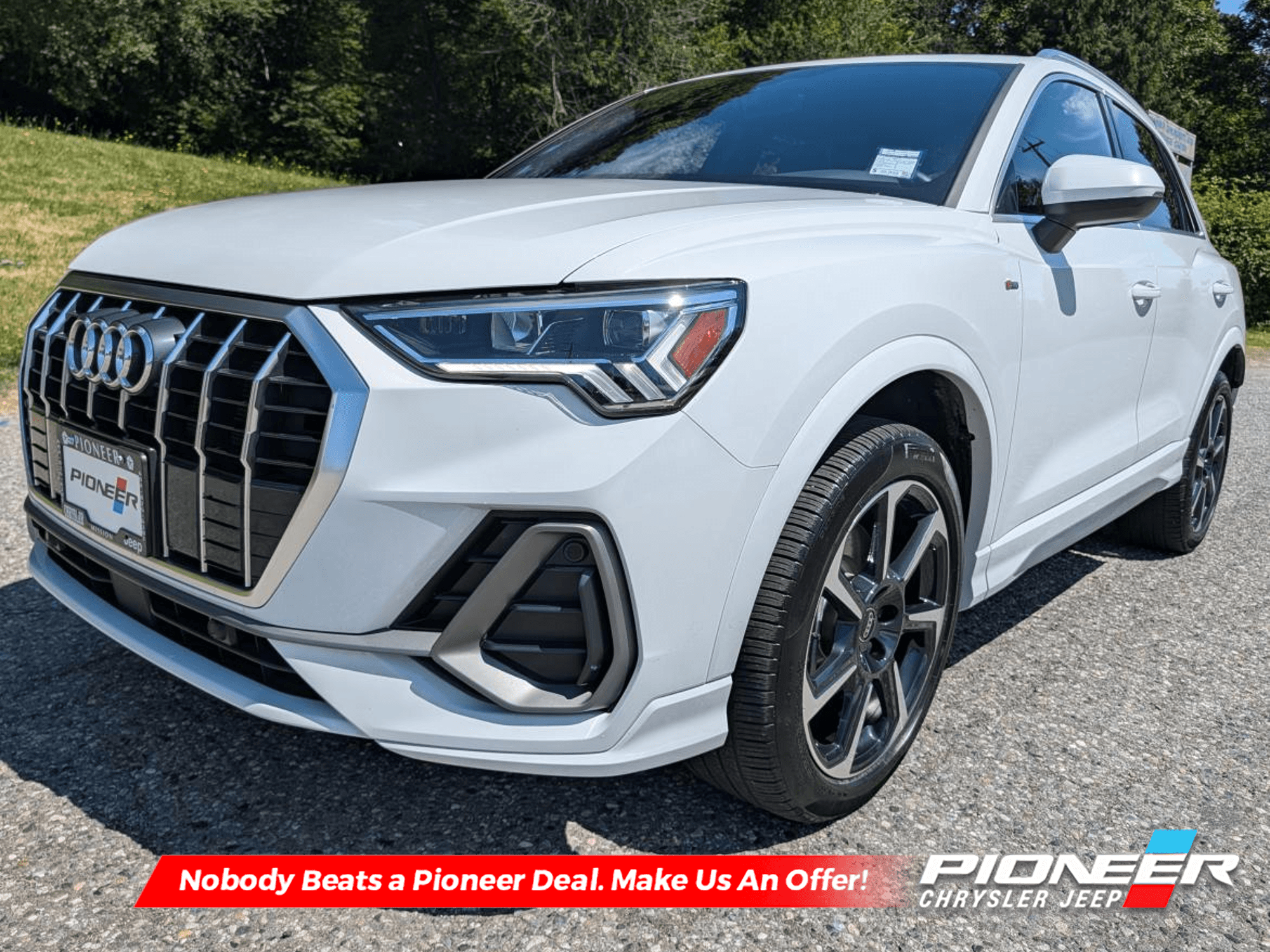 2025 Audi Q3 Progressiv 45 TFSI quattro - Sunroof — photo 1