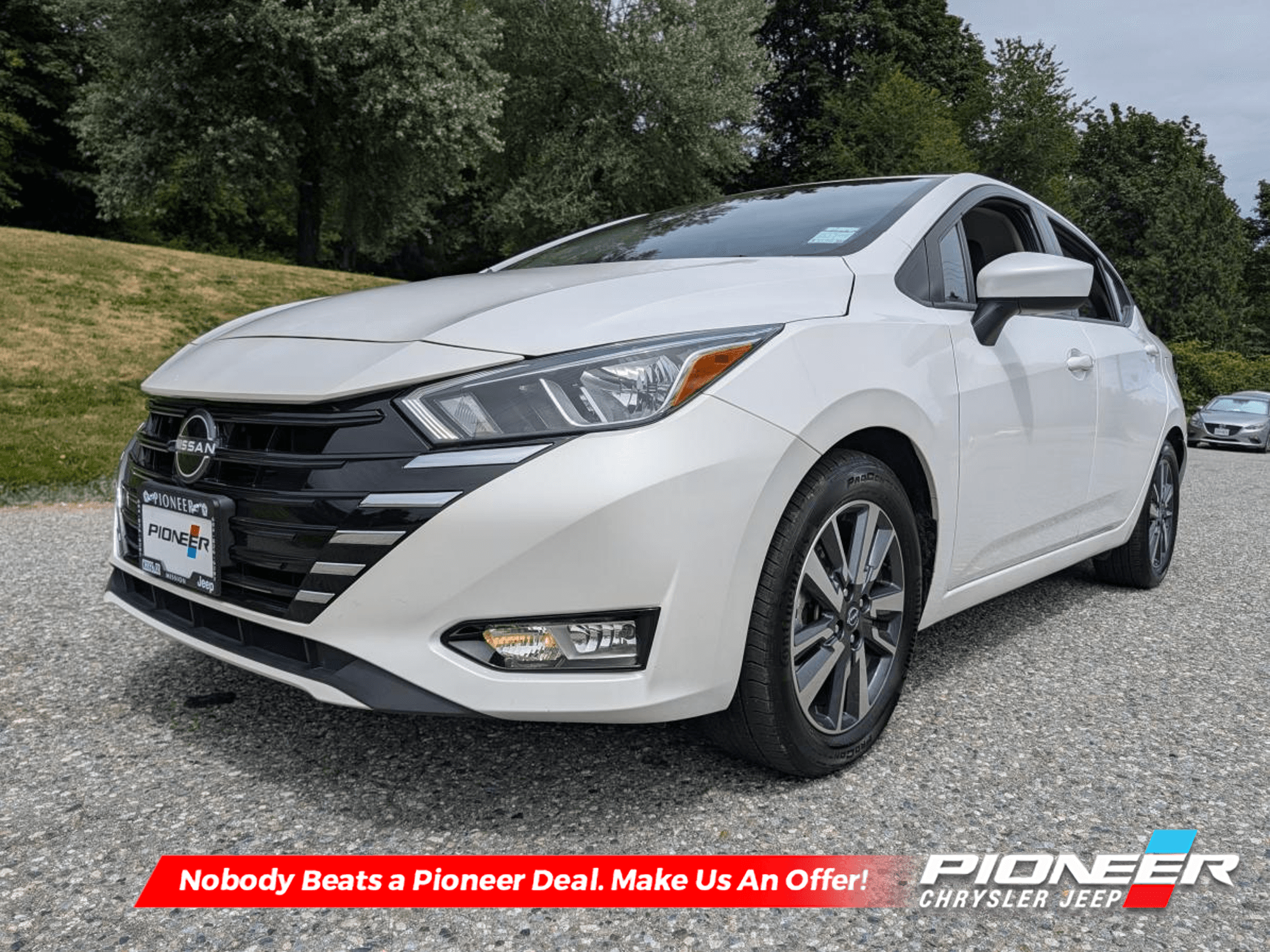2024 Nissan Versa SV - Heated Seats - Apple CarPlay — photo 1