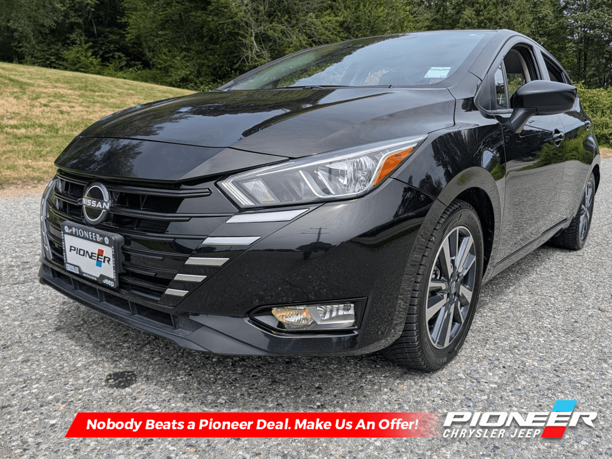 2024 Nissan Versa SV - Heated Seats - Apple CarPlay — photo 1