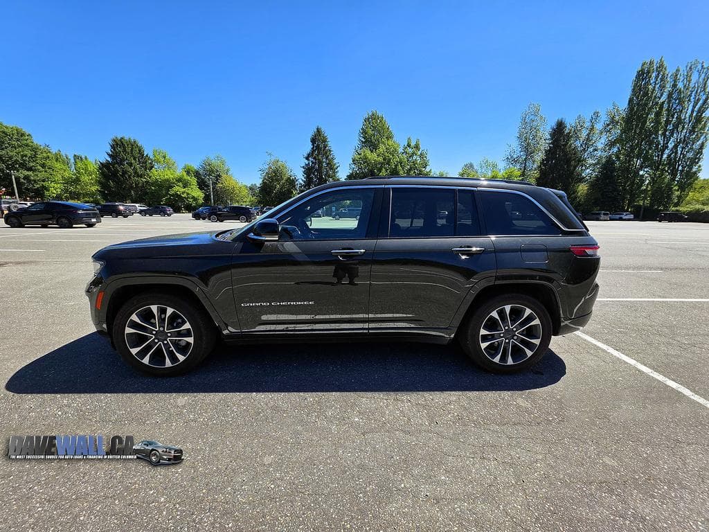 2023 Jeep Grand Cherokee Overland - Sunroof - Cooled Seats — photo 1