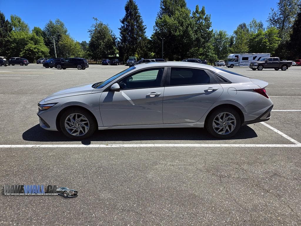 2025 Hyundai Elantra Preferred IVT w/Tech Pkg
