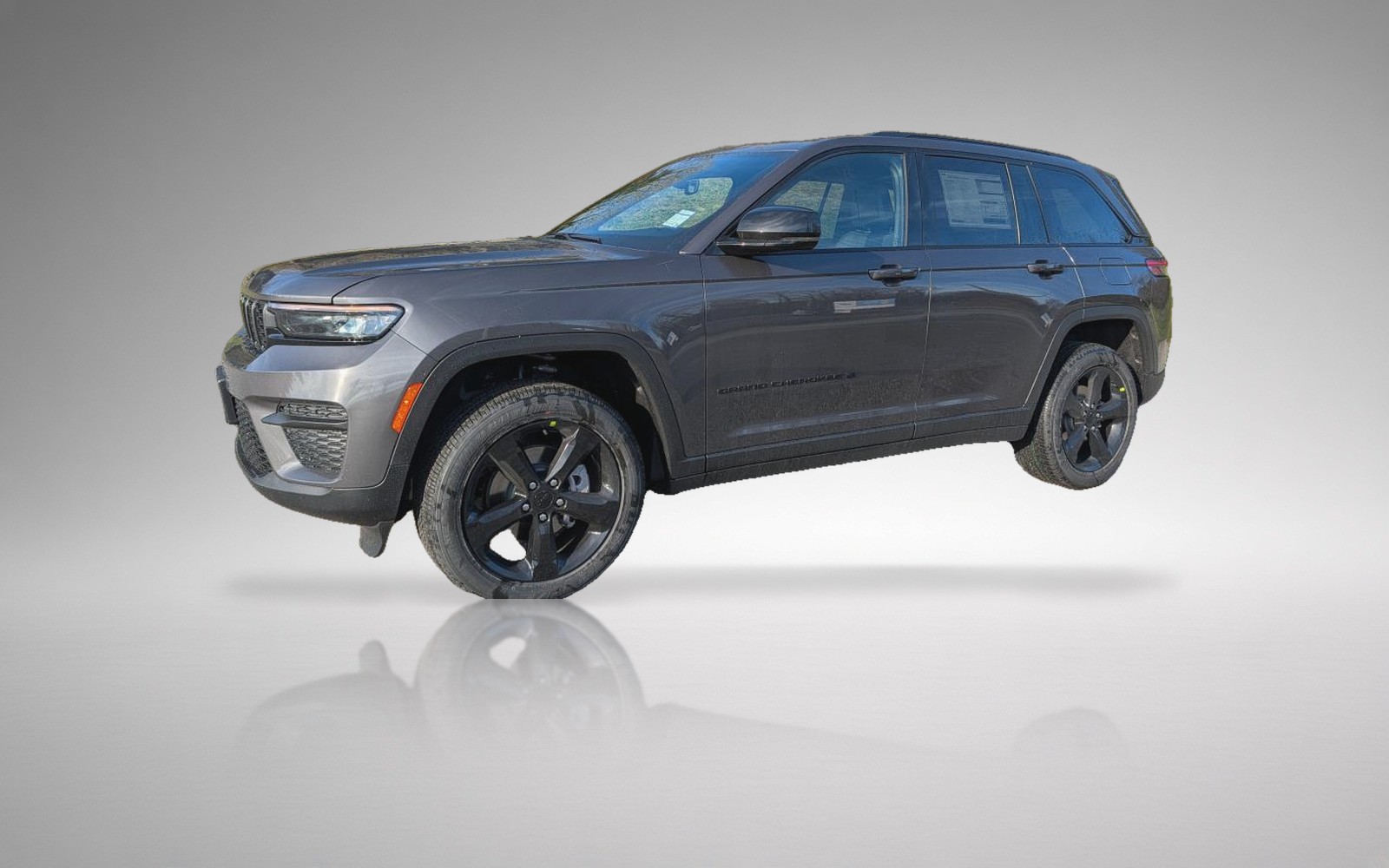 2025 Jeep Grand Cherokee Altitude Sunroof — photo 1