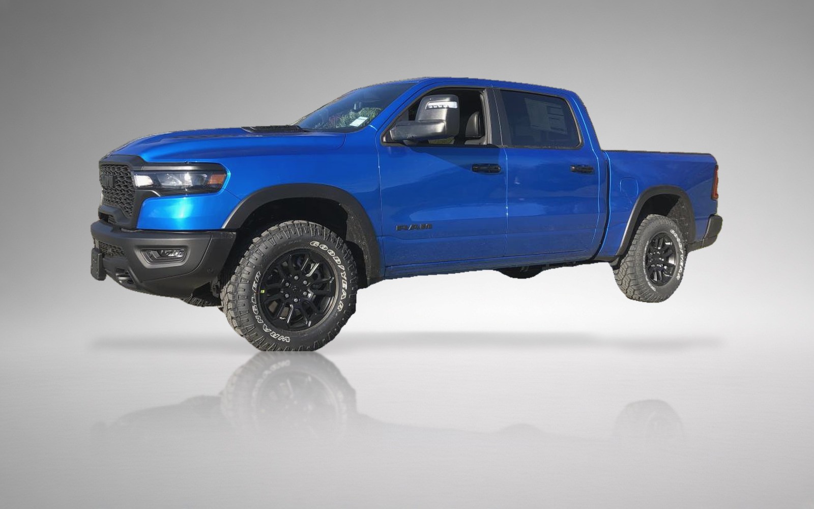 2026 RAM 1500 Rebel 14.4" Screen — photo 1