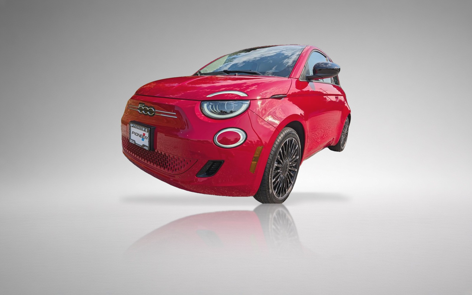 2026 Fiat 500e POP — photo 1