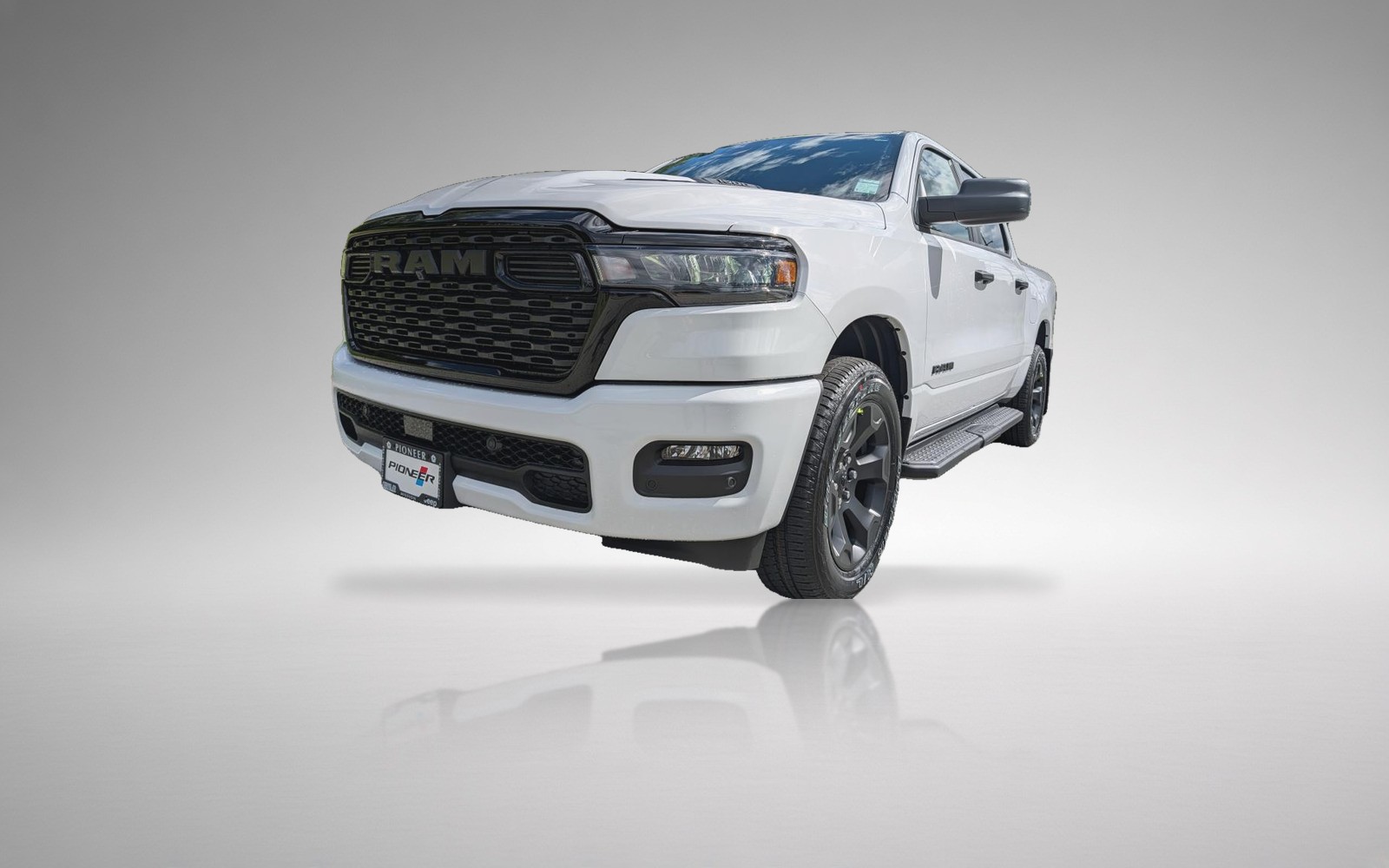 2026 RAM 1500 Express - Remote — photo 1