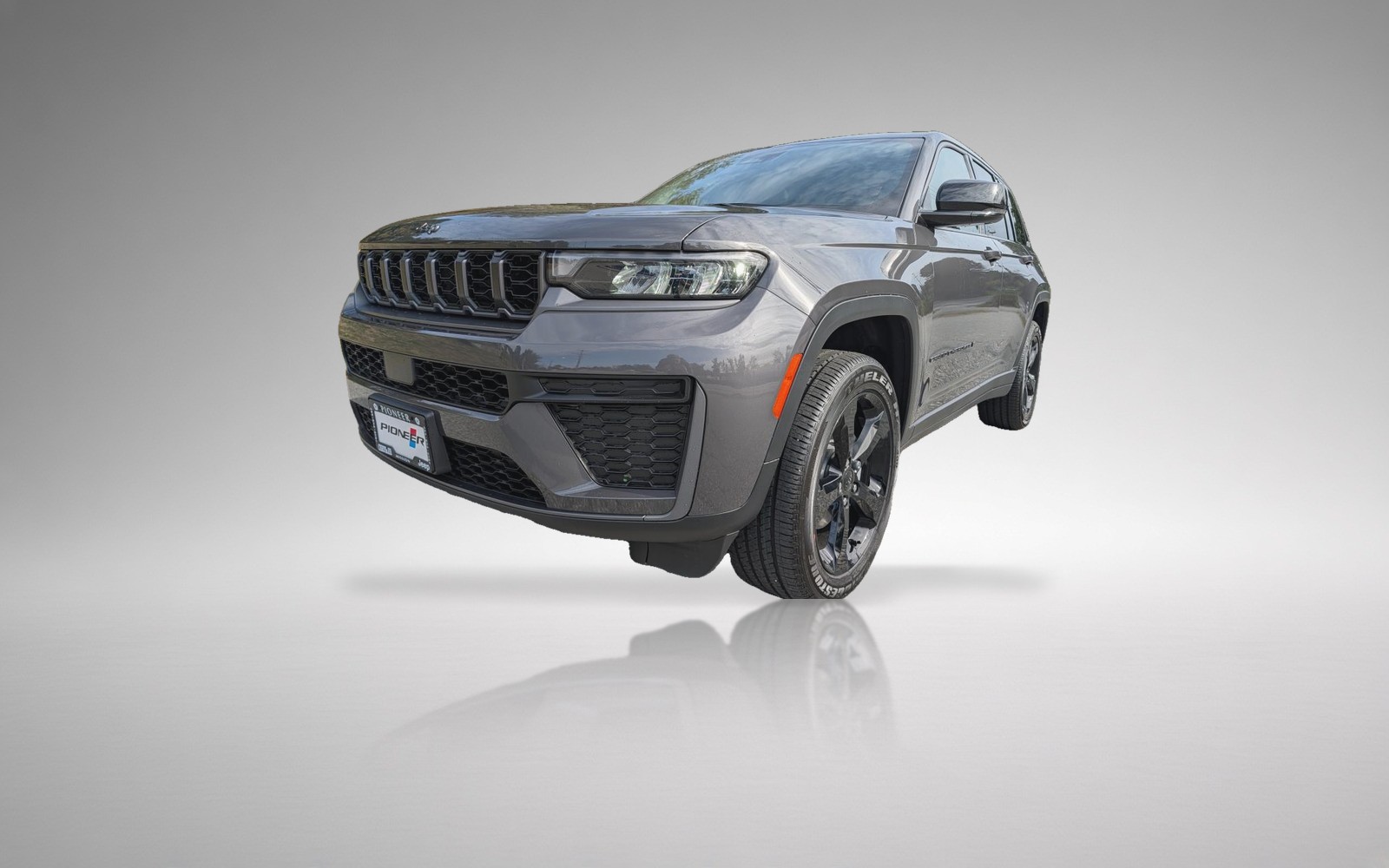 2026 Jeep Grand Cherokee Altitude - Sunroof — photo 1