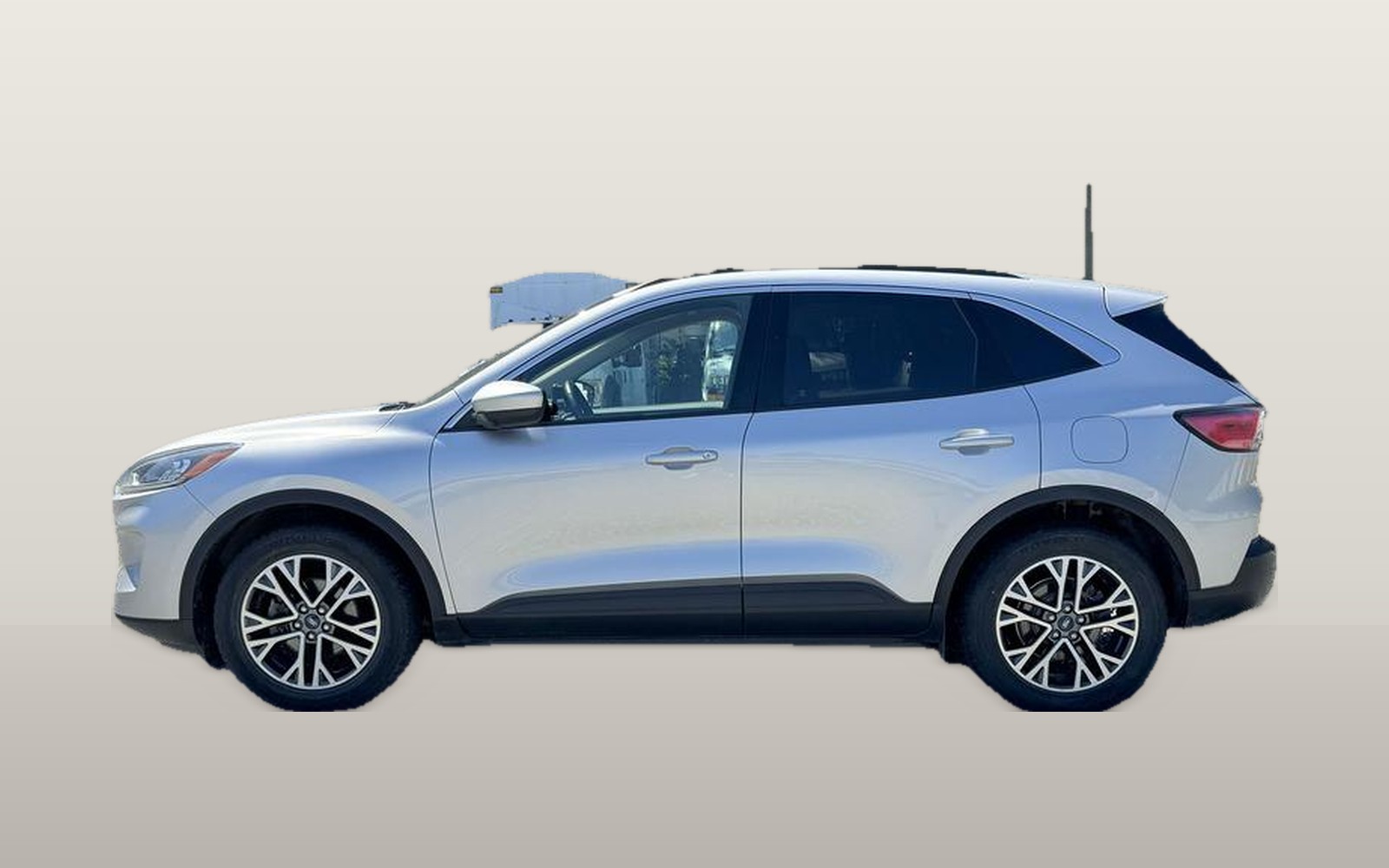 2020 Ford Escape 4 - Power Liftgate