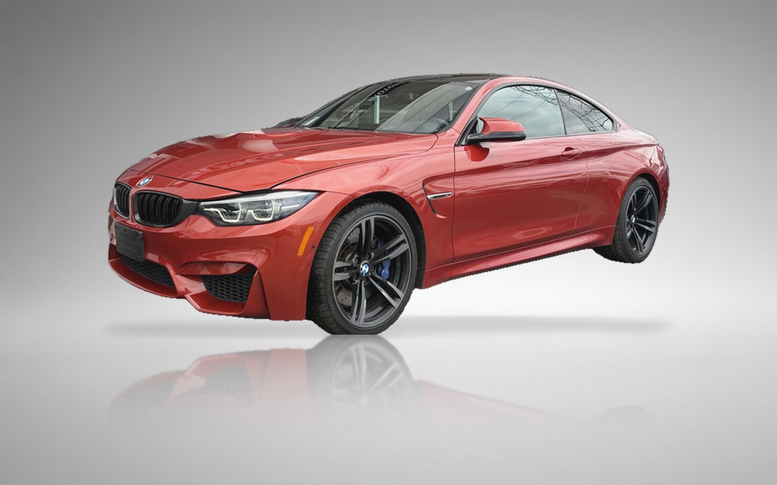 2018 BMW M4 Coupe — photo 1