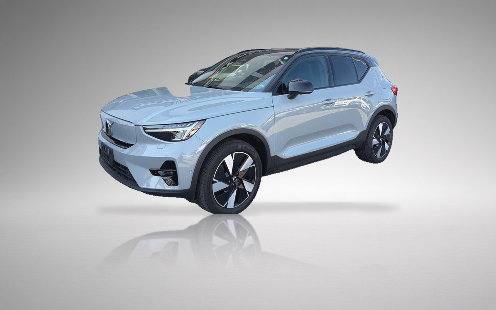 2024 Volvo XC40 Twin Plus — photo 1