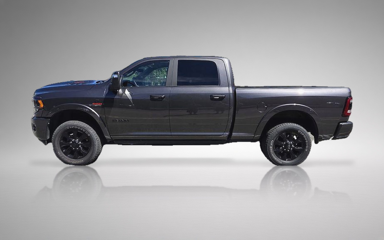 2024 RAM 3500 Limited — photo 1