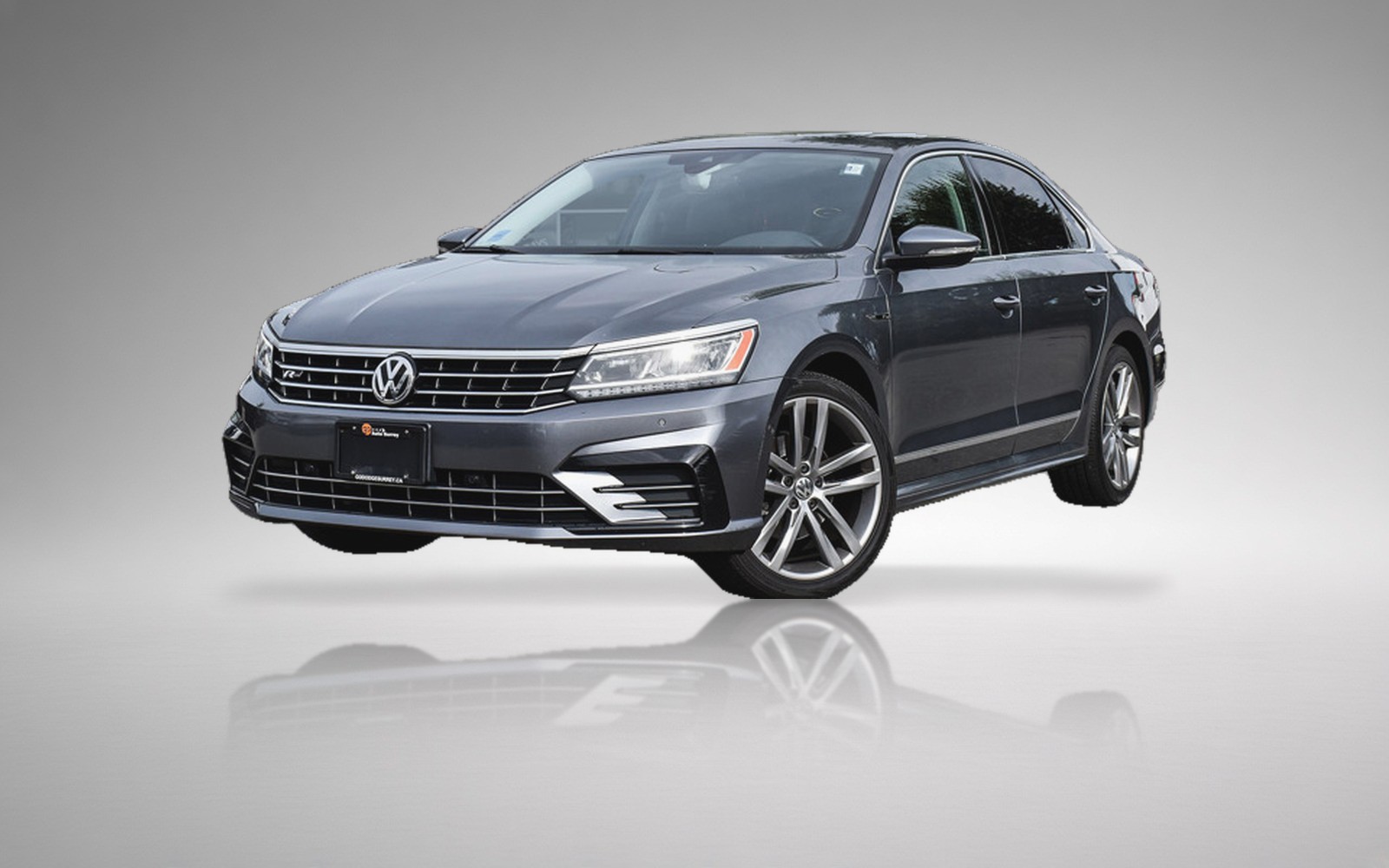 2018 Volkswagen Passat Highline — photo 1