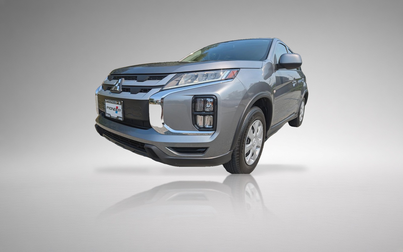 2025 Mitsubishi RVR Es Awc - Heated — photo 1