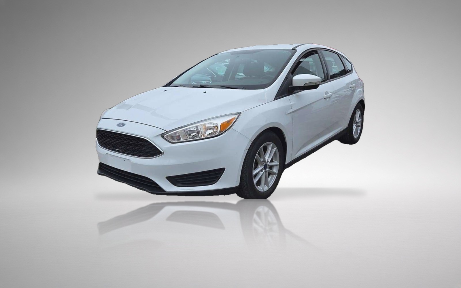2018 Ford Focus SE — photo 1